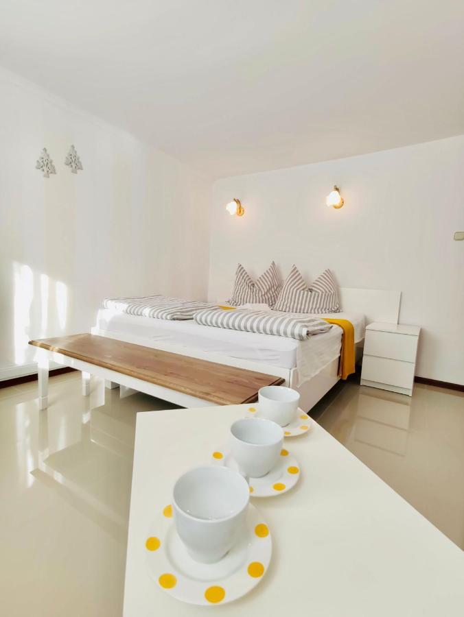 קארוויה Iwona Pokoje Apartamenty מראה חיצוני תמונה