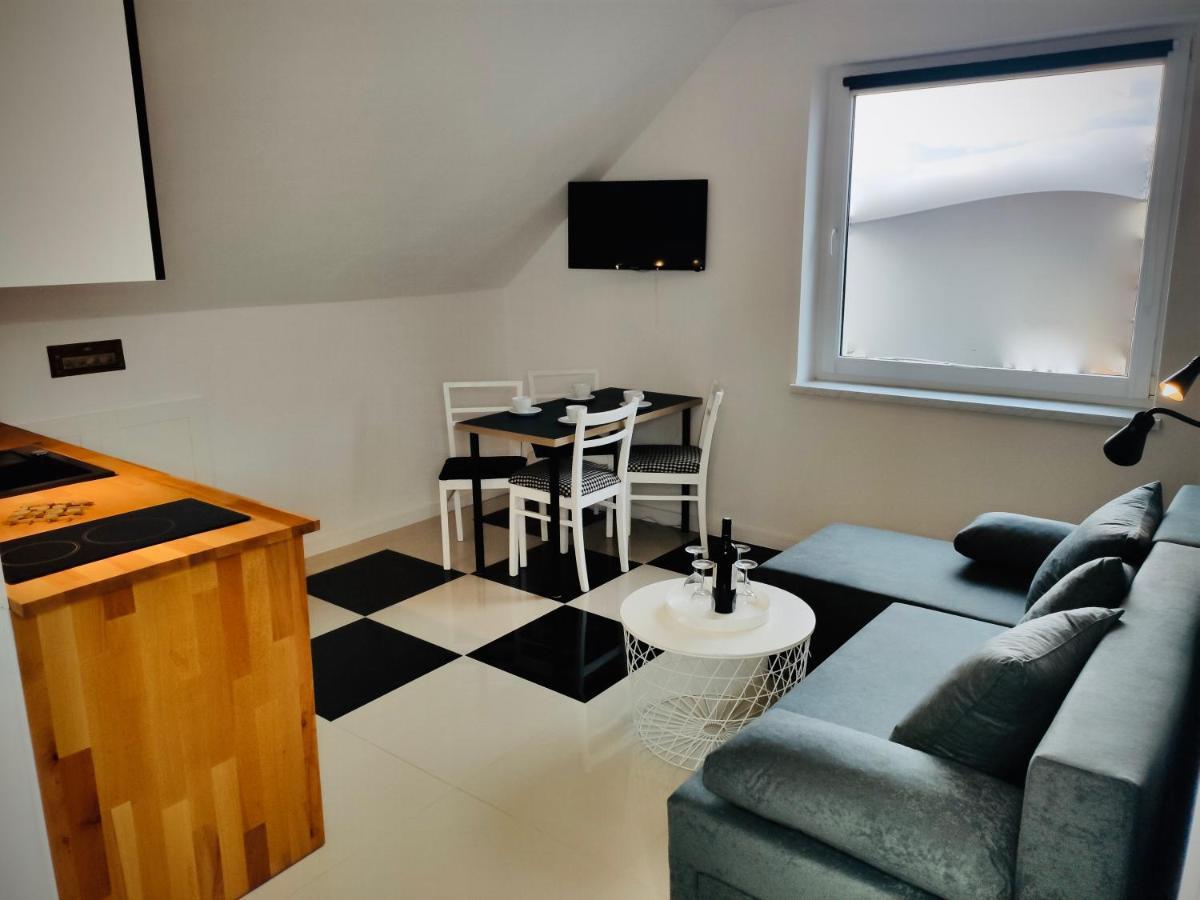 קארוויה Iwona Pokoje Apartamenty מראה חיצוני תמונה