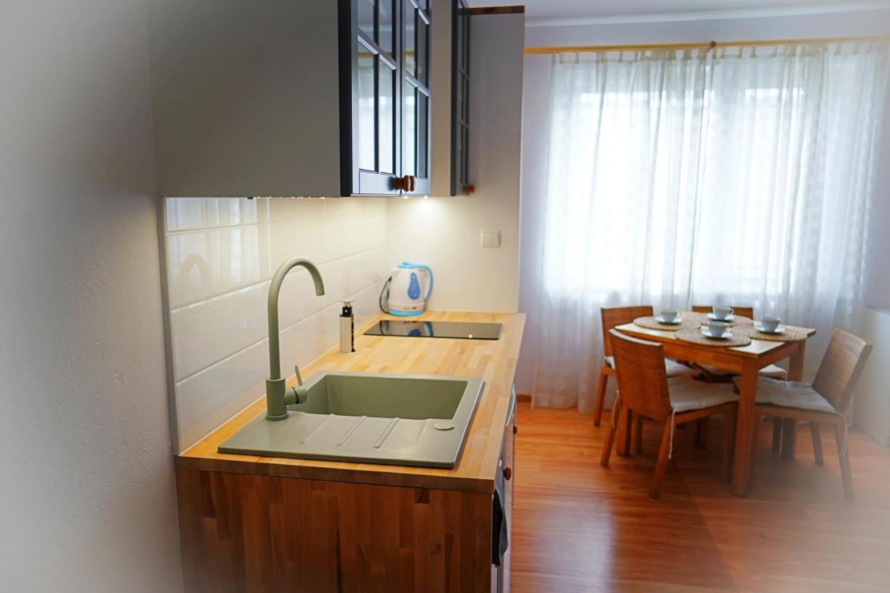 קארוויה Iwona Pokoje Apartamenty מראה חיצוני תמונה