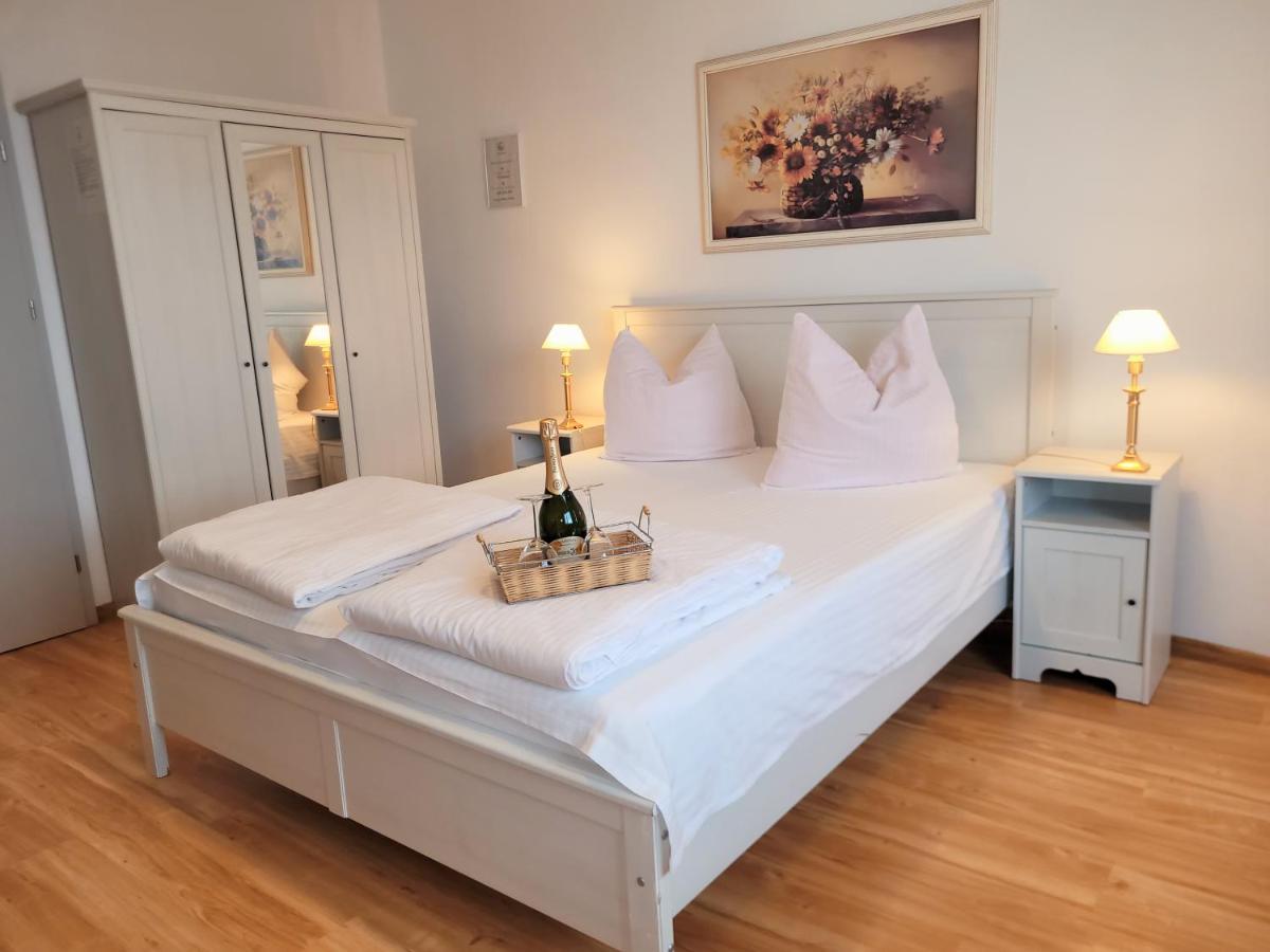 קארוויה Iwona Pokoje Apartamenty מראה חיצוני תמונה