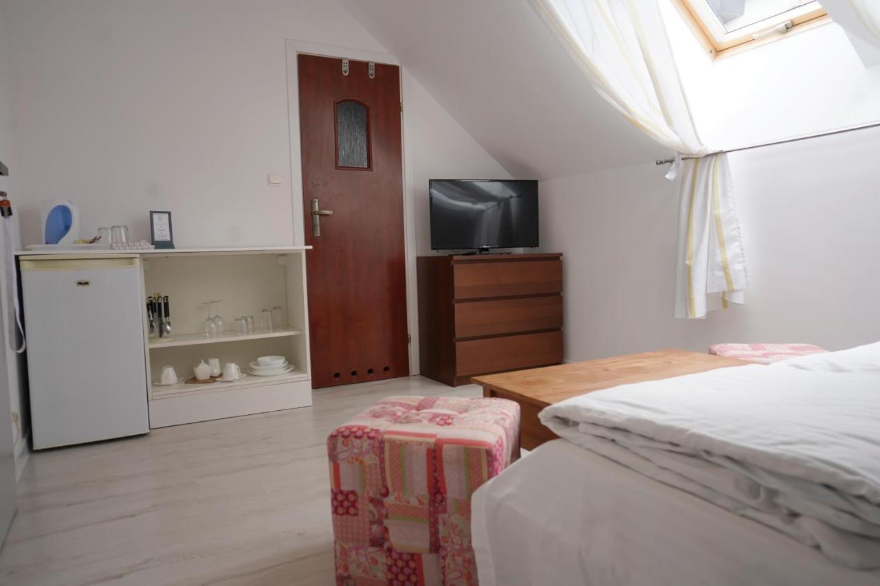 קארוויה Iwona Pokoje Apartamenty מראה חיצוני תמונה