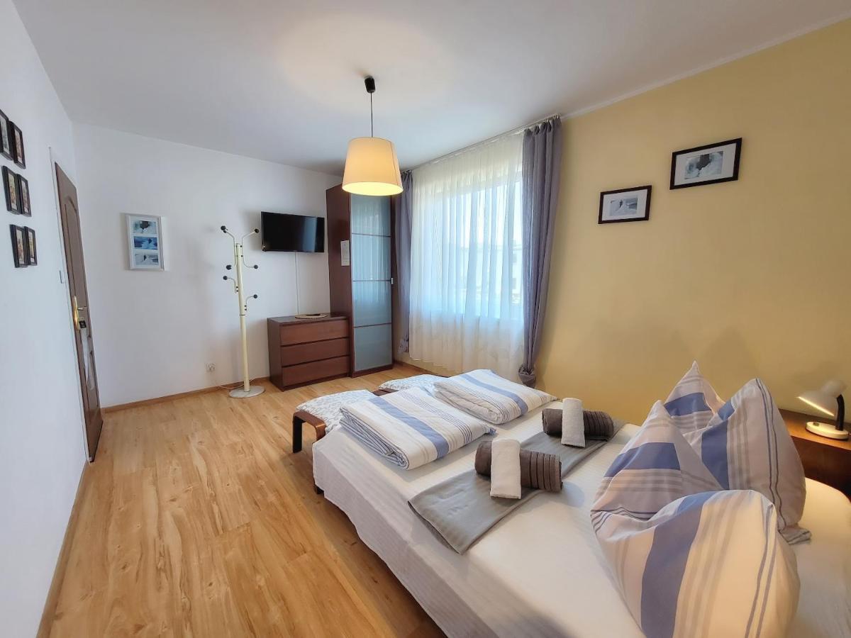 קארוויה Iwona Pokoje Apartamenty מראה חיצוני תמונה
